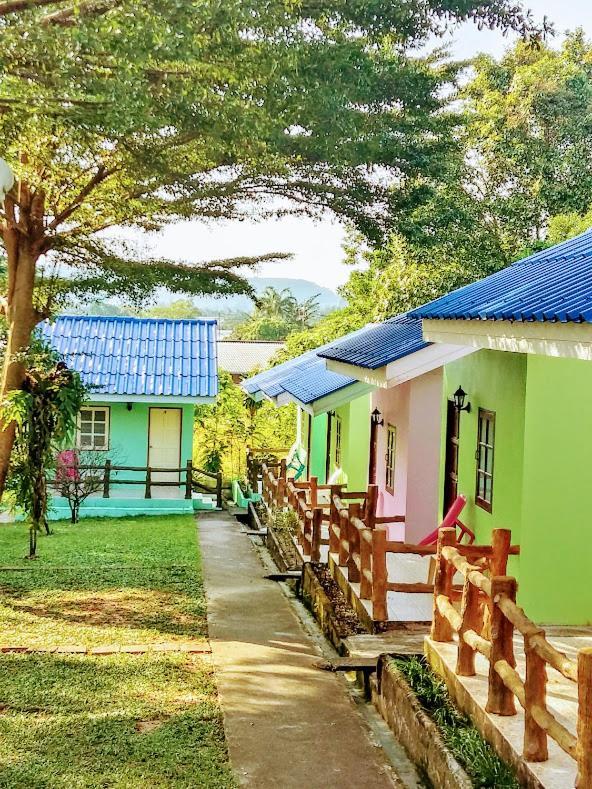 Dahla House Ranong Hotel Exterior photo