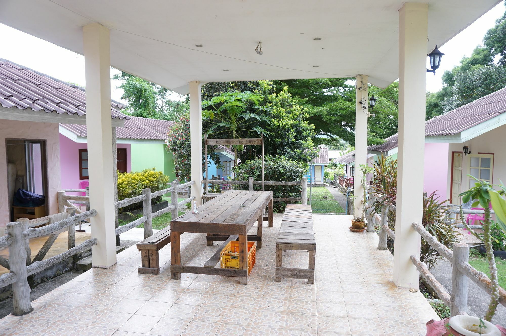 Dahla House Ranong Hotel Exterior photo