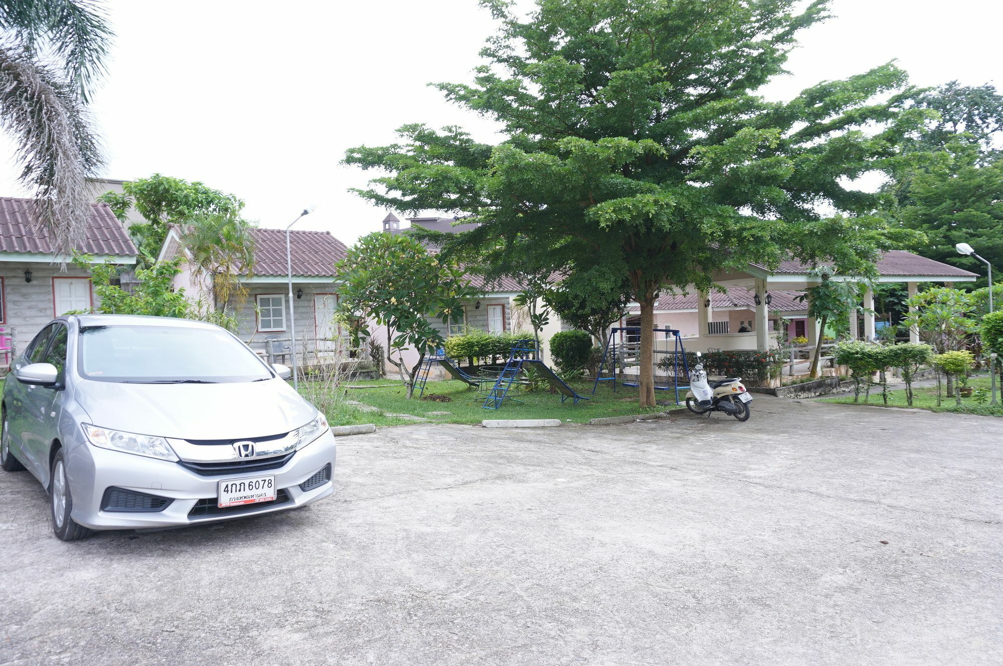 Dahla House Ranong Hotel Exterior photo